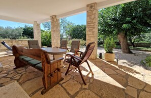 아파트, 침실 2개, 발코니 | 테라스/파티오