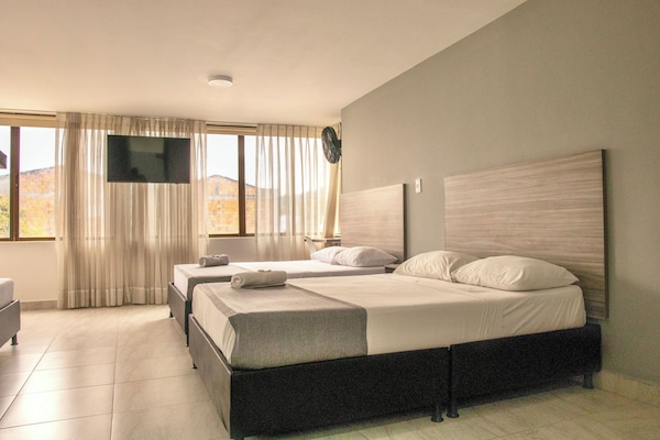 Edredón, wifi gratis y ropa de cama