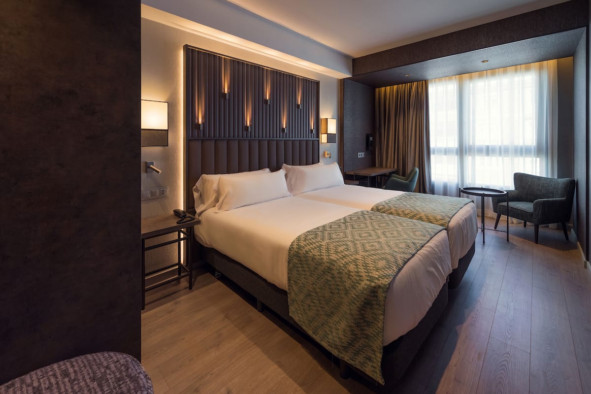 1 bedroom, down comforters, minibar, in-room safe