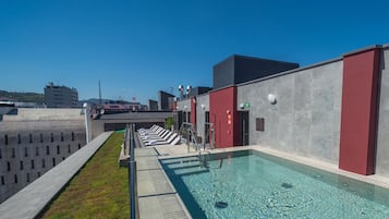 Indoor pool, seasonal outdoor pool, pool loungers