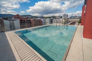 Indoor pool, seasonal outdoor pool, sun loungers