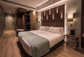 Down duvets, minibar, in-room safe, desk