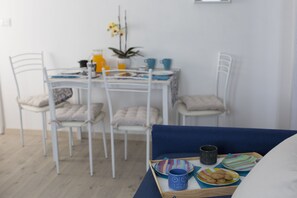 Classic Apartment | Living area