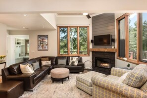 Apartment (Snowmass 2 Bedroom private outdoor ho) | Wohnzimmer
