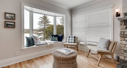 MINNeSTAY* Lakefront Cottage | Excelsior Bay | Dock