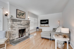 Fernseher, Stereoanlage