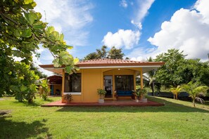 Exterior - Hi Friends Did you have a Good Winter? Check This Out Please! Cute Cozy Cottage (Quepos)