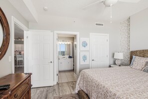 2 bedrooms, iron/ironing board, Internet, bed sheets