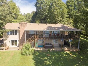 Exterior - 3 Bedrooms, 1 Flex Room, 3 Bathrooms!  Pet Friendly, Wifi, Hot Tub & More! Come Visit "Bob Inn Cove" (Moneta)