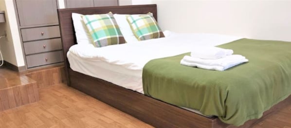 Habitación, para no fumadores | 1 habitación, tabla de planchar con plancha y wifi gratis