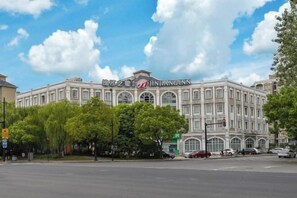 Exterior - Jinjiang Inn Select (Shanghai Zhangjiang High-tech Park) (Shanghai)