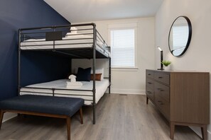 4 bedrooms, desk, iron/ironing board, travel cot
