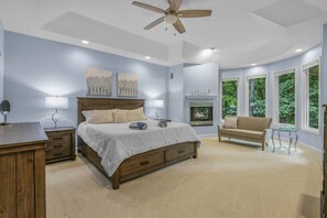 Desk, iron/ironing board, travel crib, free WiFi