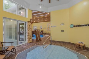 Interior - Indoor Pool w/Lake Michigan Beach by Grand Haven (Norton Shores)