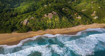 Lazuli Mar - Beachfront Loft