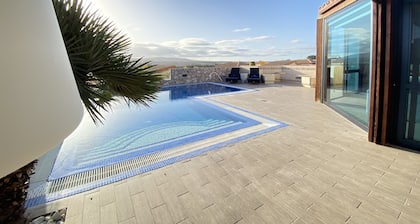 Villa Loba with private pool