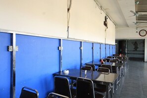 Dining - Hotel Pondichery (Puducherry)