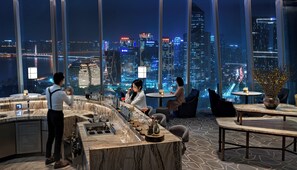 Bar (on property) - Conrad Hangzhou (Hangzhou)