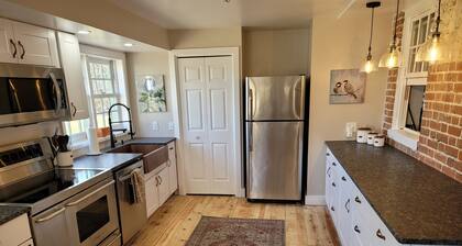 Circa 1700 Chesapeake Colonial home on the National Register.