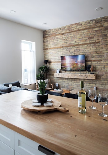 Historic 2 Bedroom Beach Lofts - Boutique Styled, Beach, Lake, stay Drifter Loft