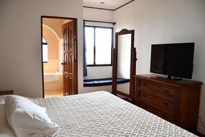 2 Schlafzimmer, Zimmersafe, kostenloses WLAN, Bettwäsche