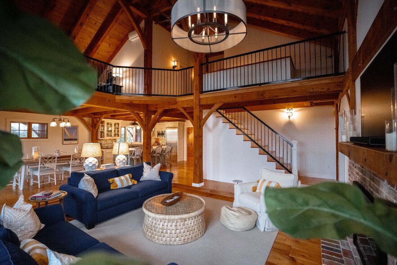 Smart TV, fireplace, foosball, books