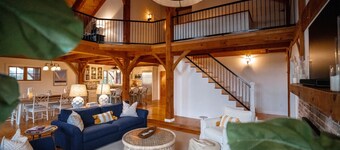 Great Location! High-End Coastal Country Retreat