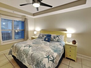 3 bedrooms, iron/ironing board, free Internet, bed sheets
