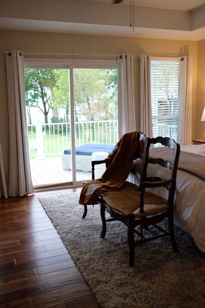 3 slaapkamers, een strijkplank/strijkijzer, reisbedje, wifi