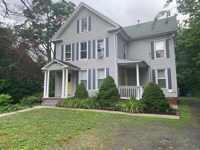 Newly Remodeled with deck. Close to town center