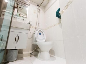 Gambar tidak terklasifikasi, 3 dari 21, tombol