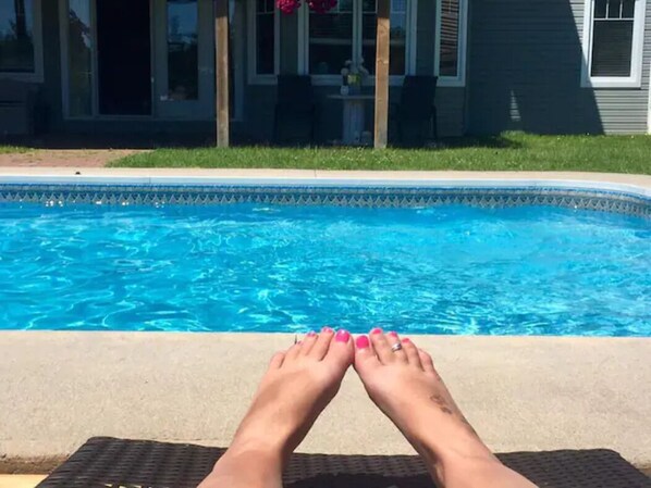 Alberca al aire libre y alberca climatizada