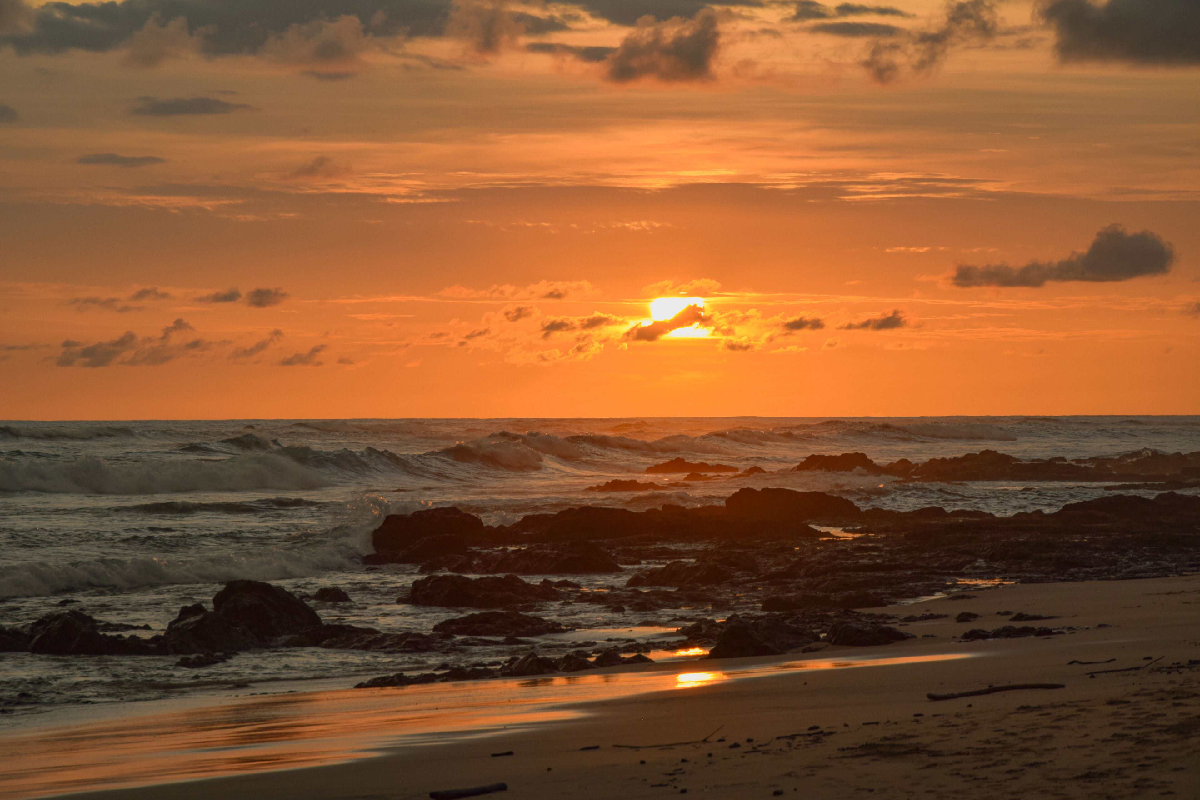 Ranta lähistöllä, rantapyyhkeitä