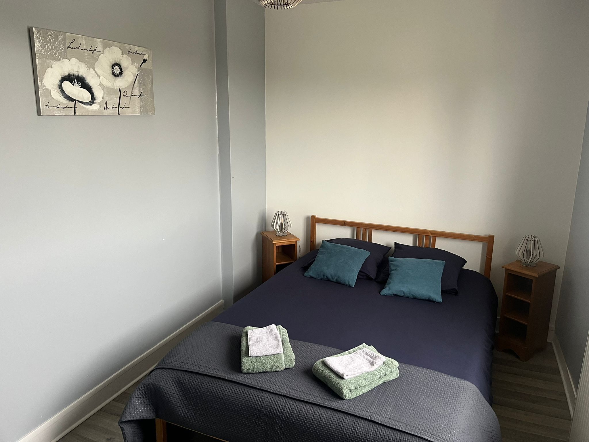 3 bedrooms, iron/ironing board, free WiFi, bed sheets