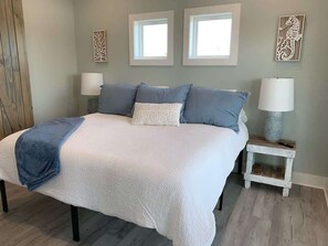 4 bedrooms, WiFi, bed sheets