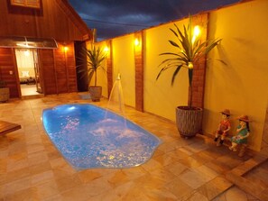 Outdoor pool - Chalet Paradise Brotas SP - Private Pool + Air Conditioning (SP)