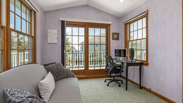 Smart TV, fireplace, video games, DVD player