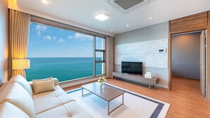 Family Room, Ocean View (B) | Living area - Seaport Resort (Yeongdeok)