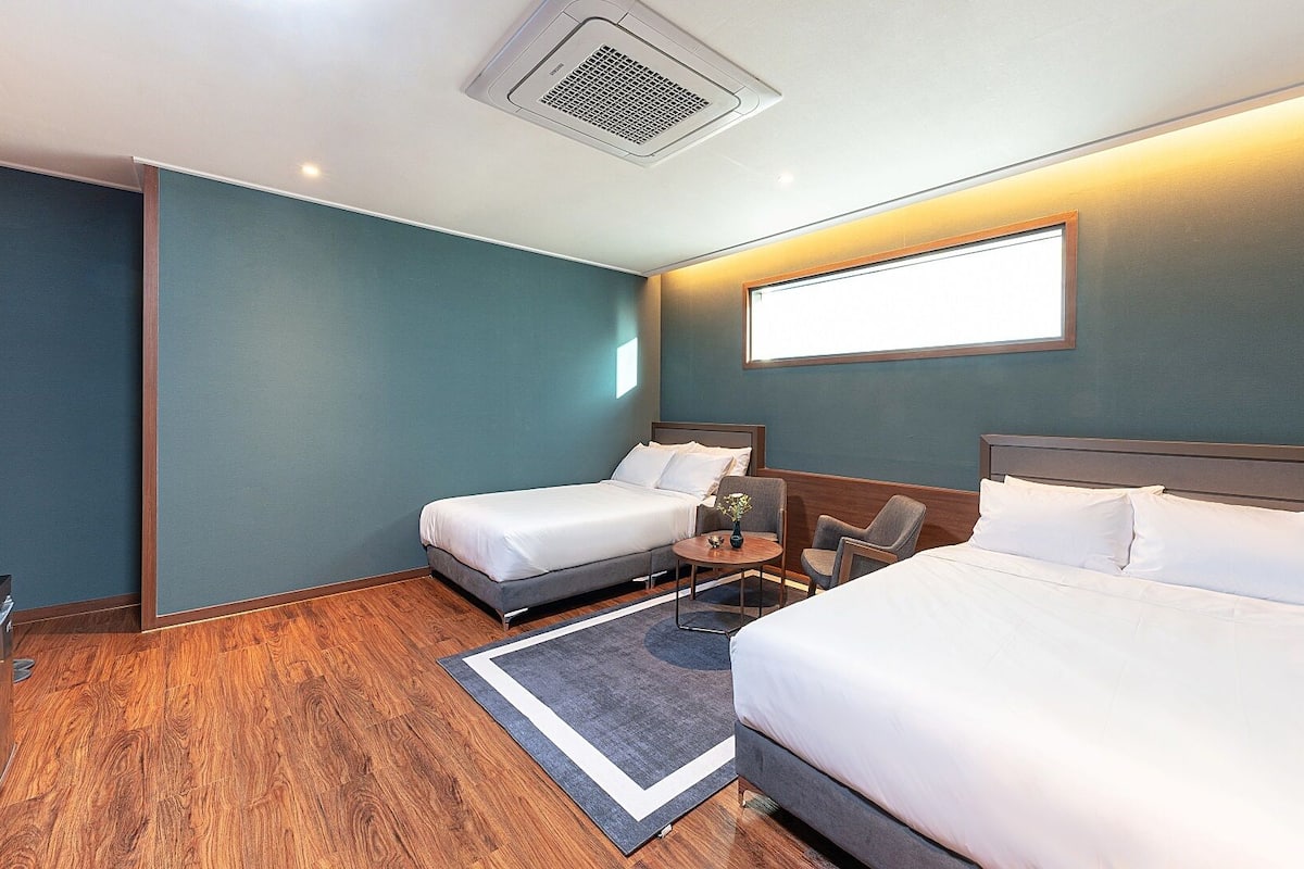 Twin Room (Hotel Type) | WiFi (free)