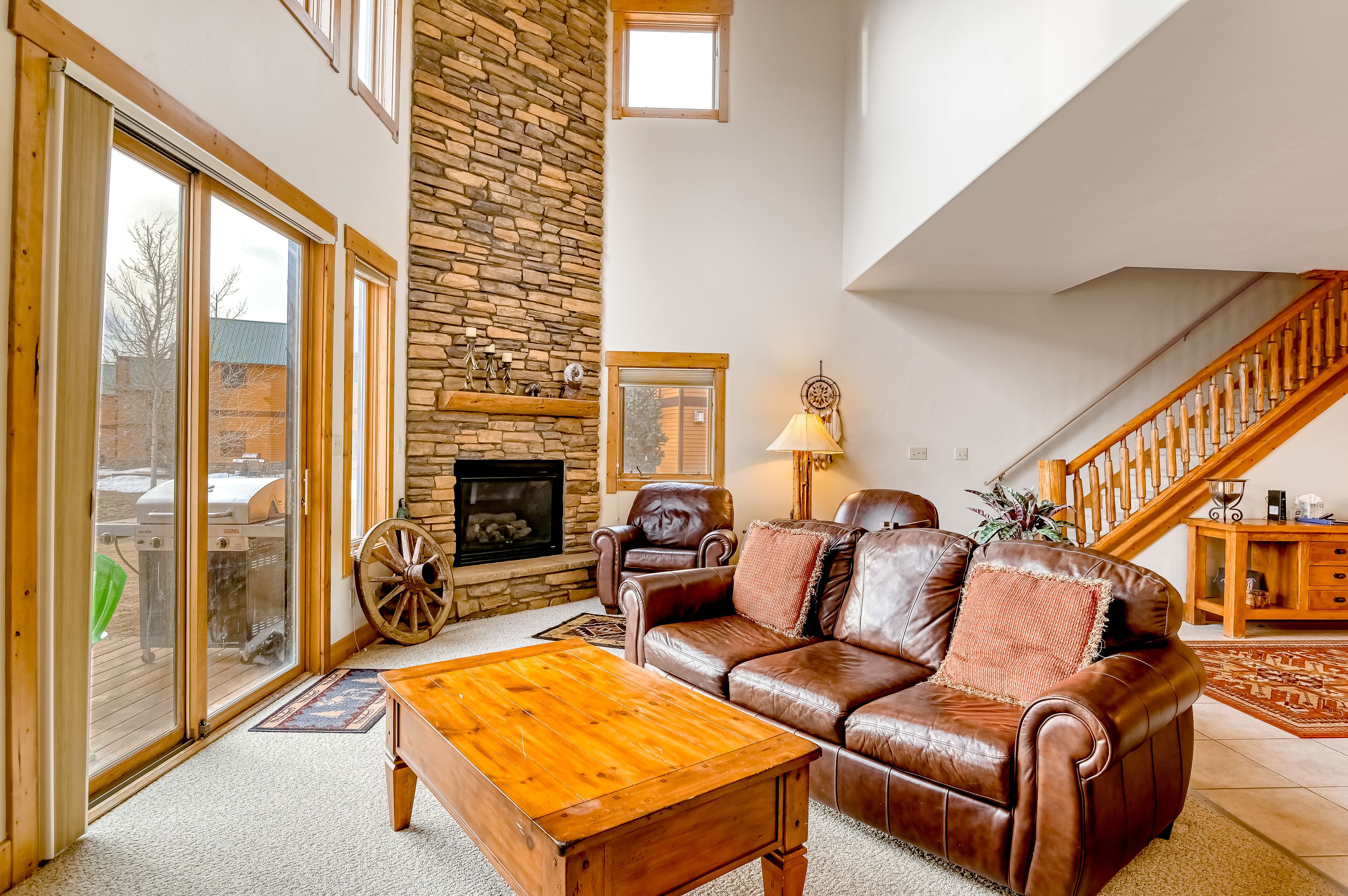 TV, fireplace, DVD player