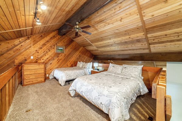 2 Schlafzimmer, Bügeleisen/Bügelbrett, Reisekinderbett, kostenloses WLAN