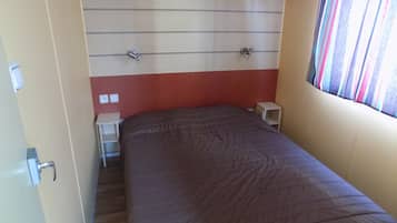 3 bedrooms, iron/ironing board, internet