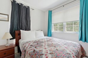 3 bedrooms, Internet, bed sheets