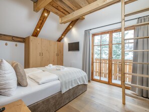 8 bedrooms, internet - Freestanding chalets with sauna on the slopes (Katschberg)