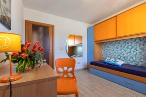 2 slaapkamers, een strijkplank/strijkijzer, gratis wifi, beddengoed