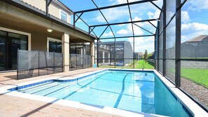 Beheizter Pool