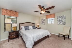 6 bedrooms, desk, iron/ironing board, free WiFi