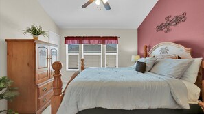 3 bedrooms, desk, iron/ironing board, free WiFi - New Listing! Windsor Palms Resort, 3mi to Disney & 13mi to Universal - GRH438831 (Kissimmee)