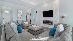 Televisión y reproductor de DVD 