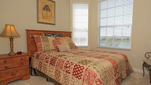 3 Schlafzimmer, Schreibtisch, Bügeleisen/Bügelbrett, kostenloses WLAN
